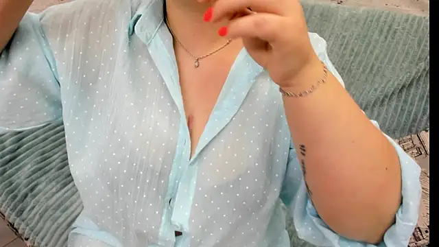 Sweetie Rozzy online show from June 2026 01:21:02 AM