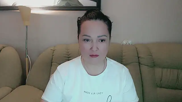 Snapshot of infinity_loveliness chatting on October 2025 06:37:01 AM infinity loveliness online show from October 2025 06:37:01 AM