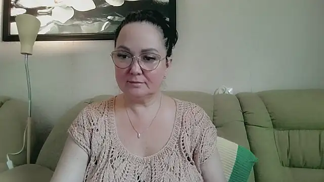 infinity loveliness online show from June 2026 06:40:01 AM