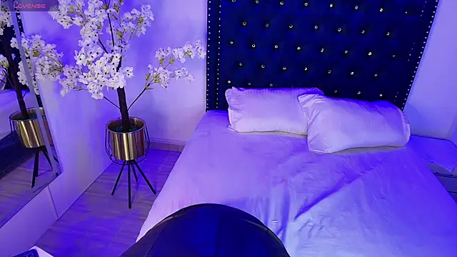 Hannah andrews online show from February 2026 03:22:01 PM