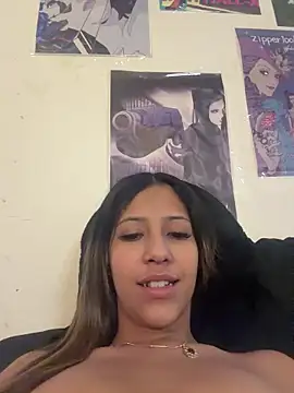 vicky bass  online show from January 2026 11:30:01 PM