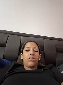 vicky bass  online show from May 2026 06:02:02 PM