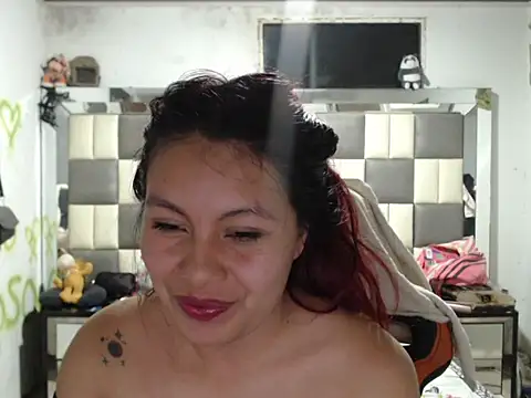 dulcecandy18 online show from February 2026 04:21:01 AM