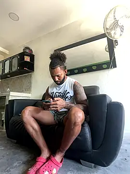 leon97hot online show from January 2026 04:20:01 PM