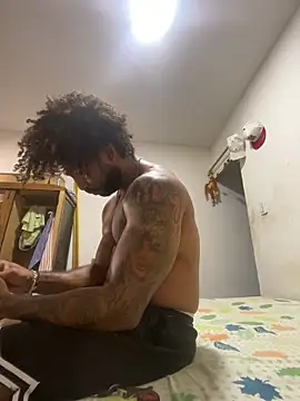 leon97hot online show from February 2026 08:37:02 PM