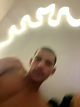 Snapshot of Gael_Reis chatting on January 2026 02:05:02 AM Gael Reis online show from January 2026 02:05:02 AM