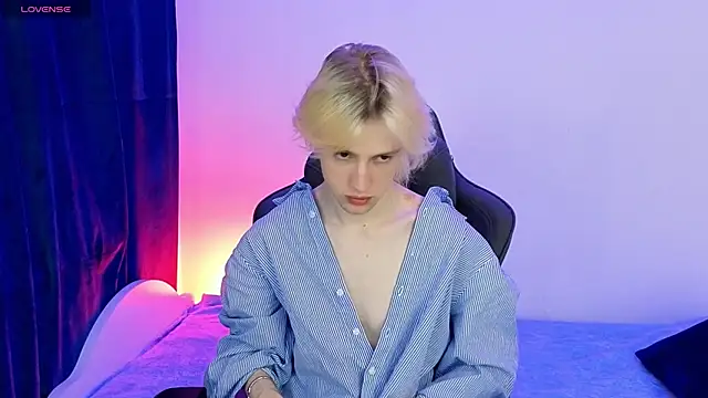 Snapshot of lucidangelok1 chatting on April 2026 08:31:01 AM lucidangelok1 online show from April 2026 08:31:01 AM