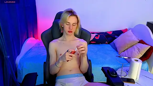 Snapshot of lucidangelok1 chatting on April 2026 07:34:01 AM lucidangelok1 online show from April 2026 07:34:01 AM