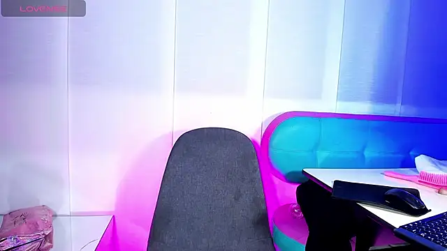 Sue blue online show from March 2026 02:07:01 AM