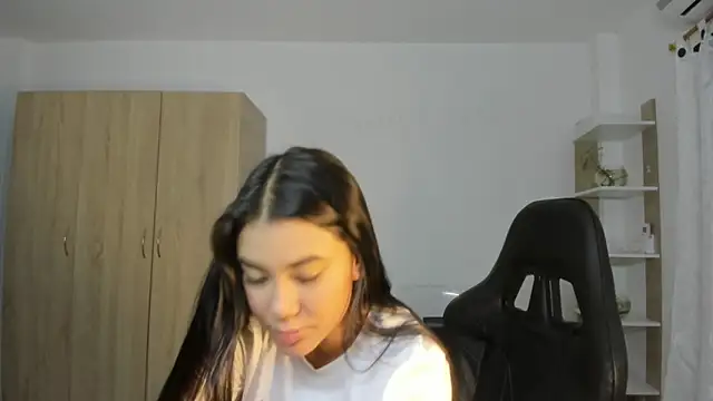 celestes777 online show from January 2026 06:44:02 PM