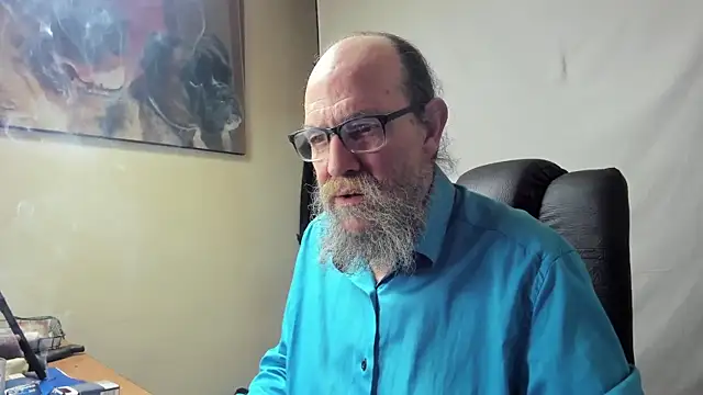 Uncle Hottie online show from January 2026 03:38:01 PM