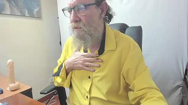 Uncle Hottie online show from February 2026 05:13:02 PM