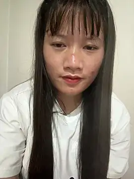 Snapshot of Suni-ii chatting on March 2026 02:33:02 AM Suni-ii online show from March 2026 02:33:02 AM