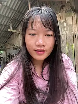 Snapshot of Suni-ii chatting on April 2026 11:20:02 PM Suni-ii online show from April 2026 11:20:02 PM