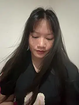 Snapshot of Suni-ii chatting on April 2026 02:00:02 PM Suni-ii online show from April 2026 02:00:02 PM