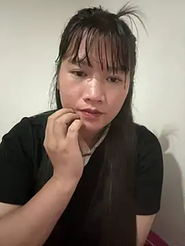 Snapshot of Suni-ii chatting on April 2026 10:41:01 AM Suni-ii online show from April 2026 10:41:01 AM