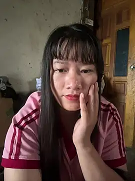 Snapshot of Suni-ii chatting on May 2026 12:08:01 AM Suni-ii online show from May 2026 12:08:01 AM