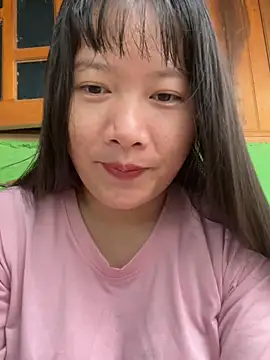 Snapshot of Suni-ii chatting on May 2026 12:38:01 AM Suni-ii online show from May 2026 12:38:01 AM