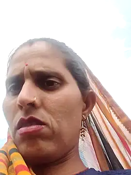 Bhavna8080 online show from February 2026 09:31:02 AM