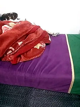 sarasara2410 online show from February 2026 02:53:01 AM