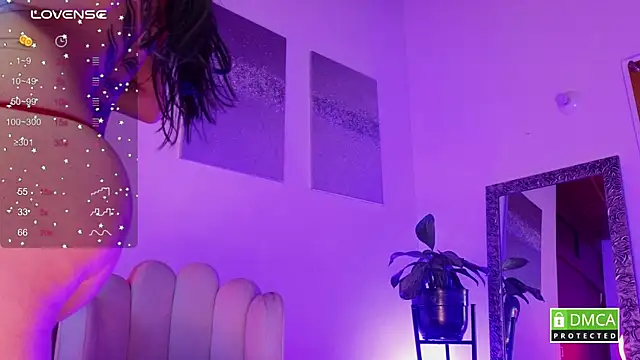 Snapshot of paula_t chatting on May 2026 01:06:01 PM paula t online show from May 2026 01:06:01 PM