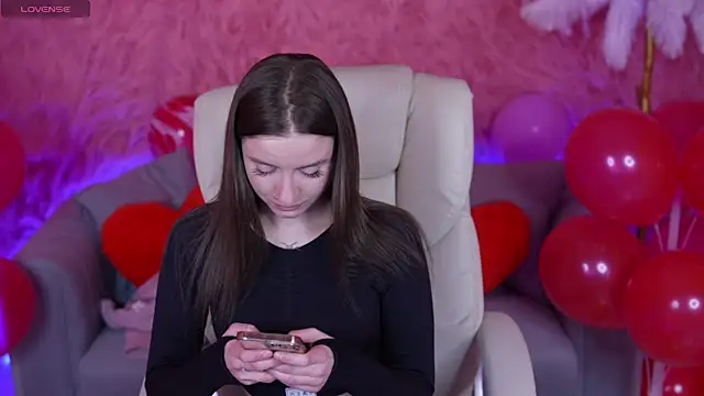 AlexaFleur online show from February 2026 02:20:02 PM