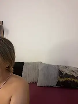 Felicity Hops online show from February 2026 06:03:01 PM