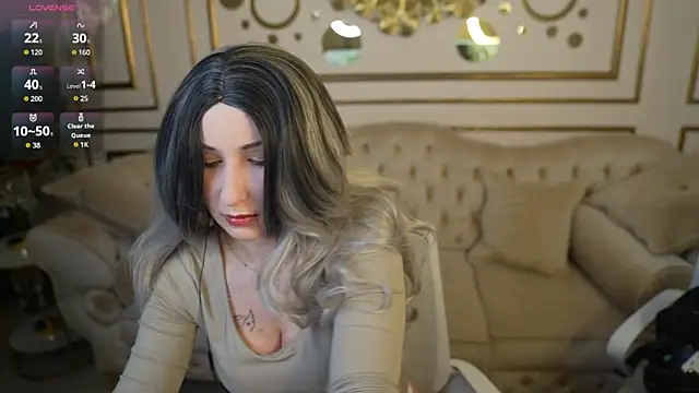 Zoe Kiss online show from February 2026 04:44:02 PM