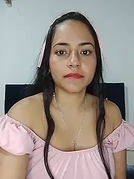 Snapshot of Maliha_21 chatting on February 2026 01:40:02 AM Maliha 21 online show from February 2026 01:40:02 AM