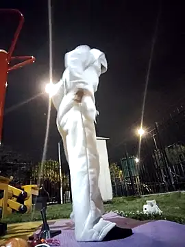 Snapshot of laperracobarde chatting on February 2026 02:23:01 AM laperracobarde online show from February 2026 02:23:01 AM