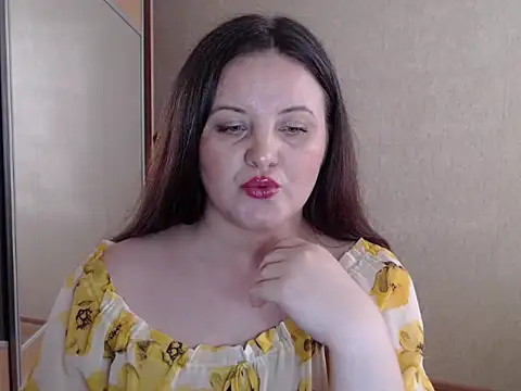 Sabrina Weaver online show from February 2026 01:05:02 PM