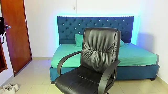 Liam hard04 online show from February 2026 12:21:01 PM