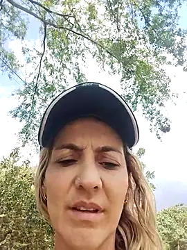 Monita Med online show from April 2026 06:50:01 PM
