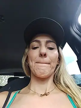 Snapshot of Monita_Med chatting on August 2026 01:58:01 PM Monita Med online show from August 2026 01:58:01 PM