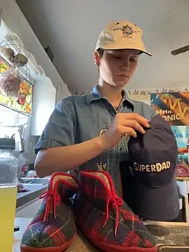 SugarNCinnamon online show from March 2026 10:15:01 PM