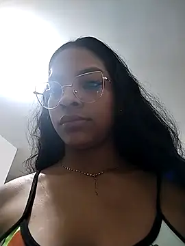 KATALINA SANTANA  online show from March 2026 11:40:01 PM