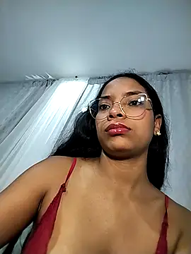 KATALINA SANTANA  online show from April 2026 12:11:02 AM