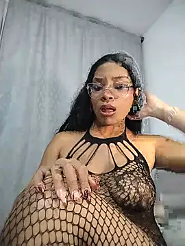 KATALINA SANTANA  online show from June 2026 12:47:01 AM