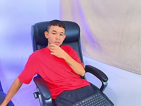 enyel 100 online show from May 2026 07:33:01 PM