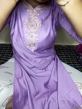 Snapshot of Kushi_Sharmaa chatting on February 2026 05:19:02 AM Kushi Sharmaa online show from February 2026 05:19:02 AM