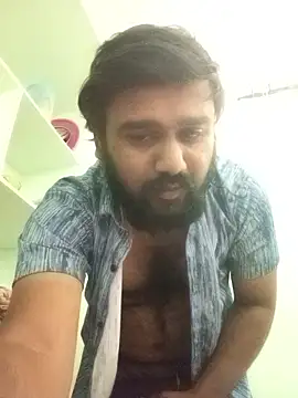 handsomeboy1414 online show from January 2026 05:32:01 AM