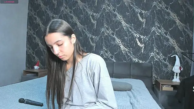 stella torres online show from April 2026 04:16:01 AM