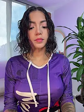 SofyDreammy online show from May 2026 06:25:01 PM