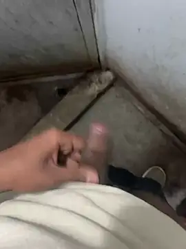 Snapshot of HotDady69690 chatting on February 2026 06:37:02 PM HotDady69690 online show from February 2026 06:37:02 PM