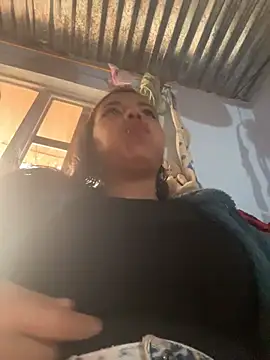 cinthia2011 online show from February 2026 08:23:01 PM