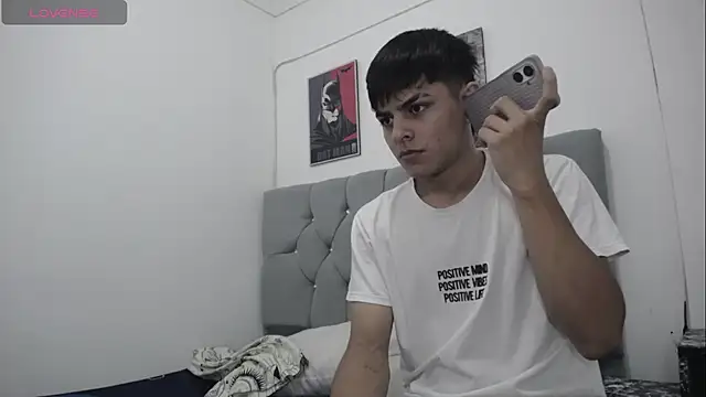 Loganjhonson19 online show from January 2026 03:09:01 AM