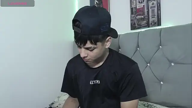 Loganjhonson19 online show from January 2026 02:48:02 AM