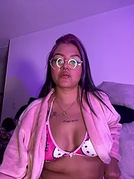 queen of you heart online show from March 2026 11:23:01 PM