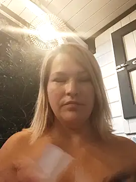 Pxetiteblonde1 online show from April 2026 02:19:01 PM