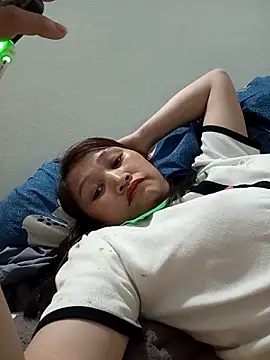 yumyum112 online show from March 2026 02:01:02 PM